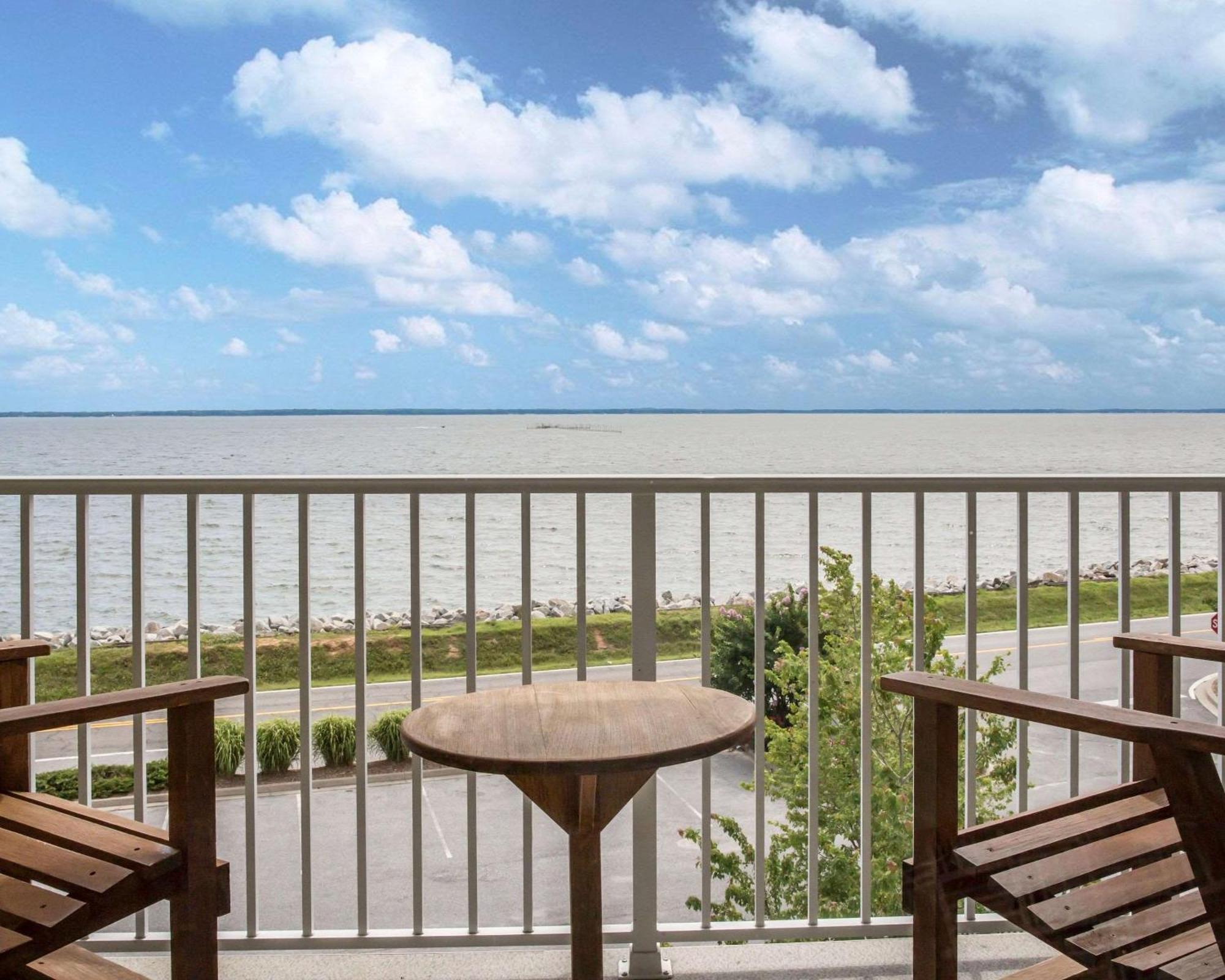 Island Inn & Suites, Ascend Hotel Collection Piney Point Eksteriør bilde