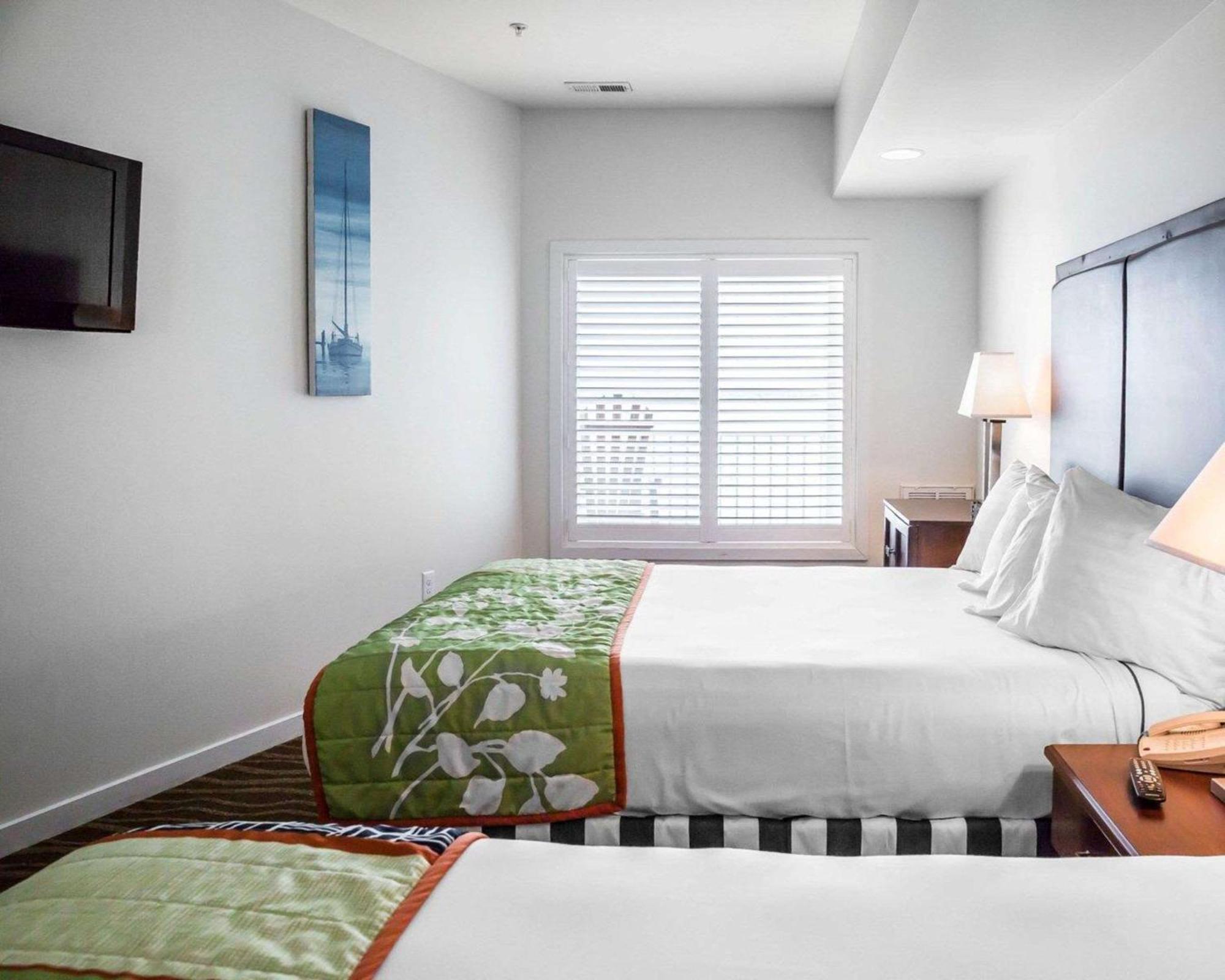 Island Inn & Suites, Ascend Hotel Collection Piney Point Eksteriør bilde